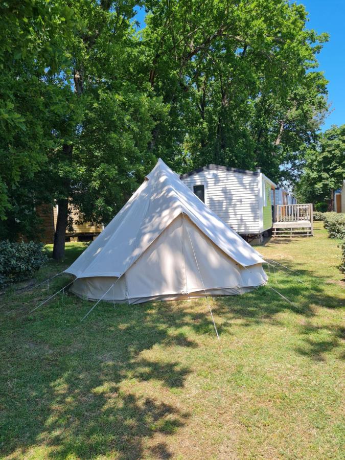 Camping Fleur D'Oleron Saint-Pierre-d'Oleron Dış mekan fotoğraf
