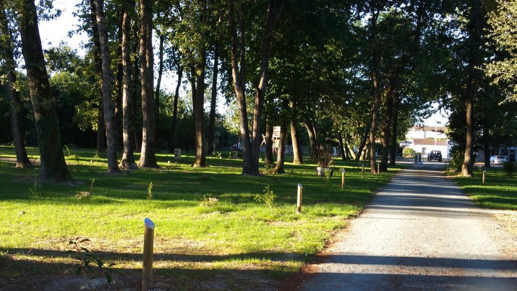 Camping Fleur D'Oleron Saint-Pierre-d'Oleron Dış mekan fotoğraf